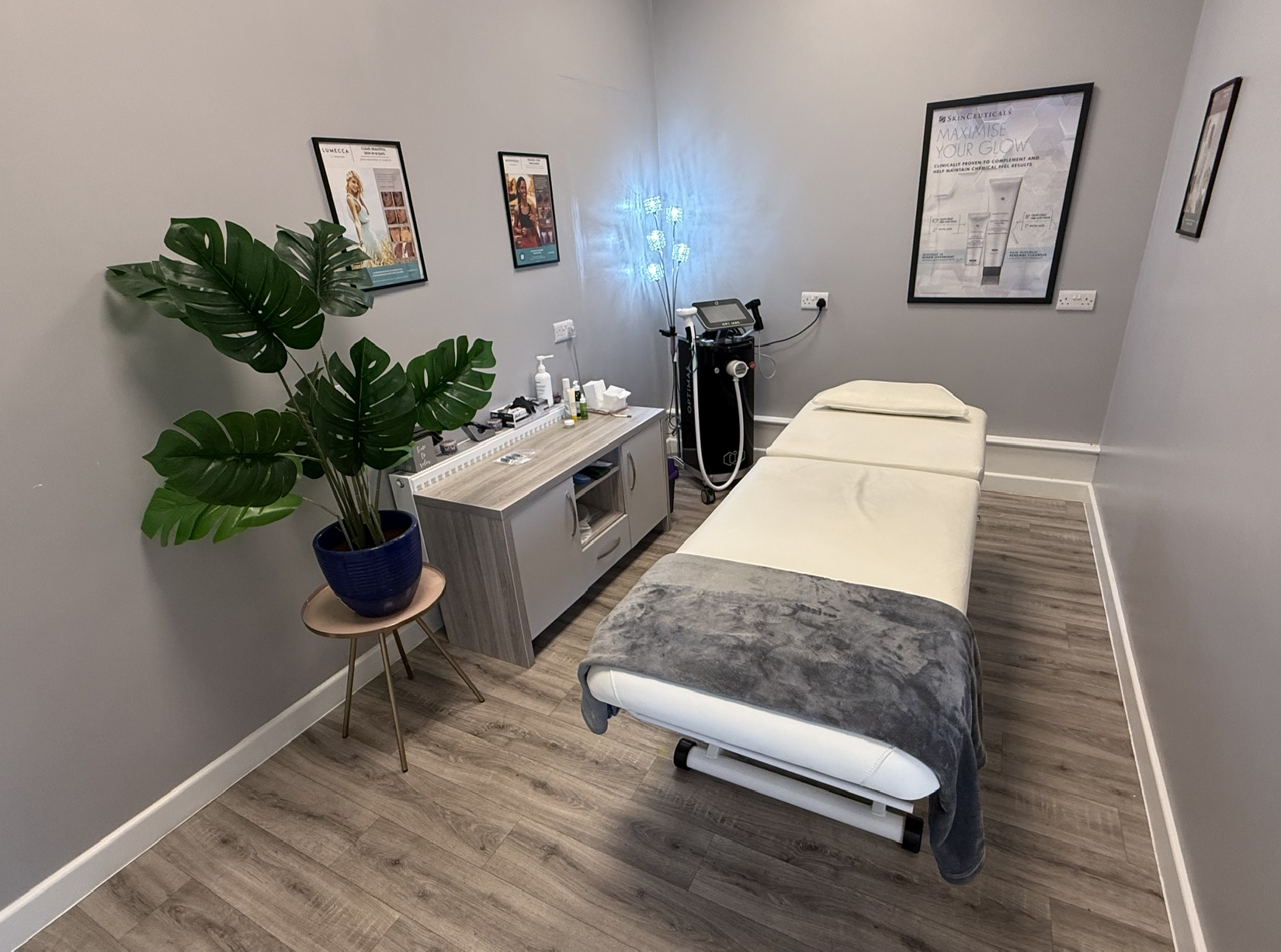 Revive Aesthetics treatment room